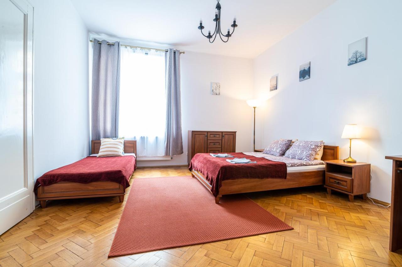 Trip Apartments Krasków Eksteriør bilde